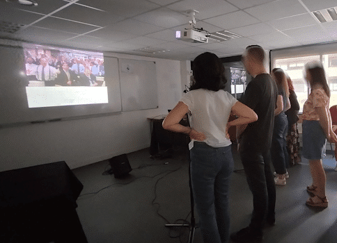 Devenez votre acteur préféré et doublez des scènes de films cultes lors d'un atelier de doublage sur le cinéma pour adultes et enfants sur Pornic et alentours