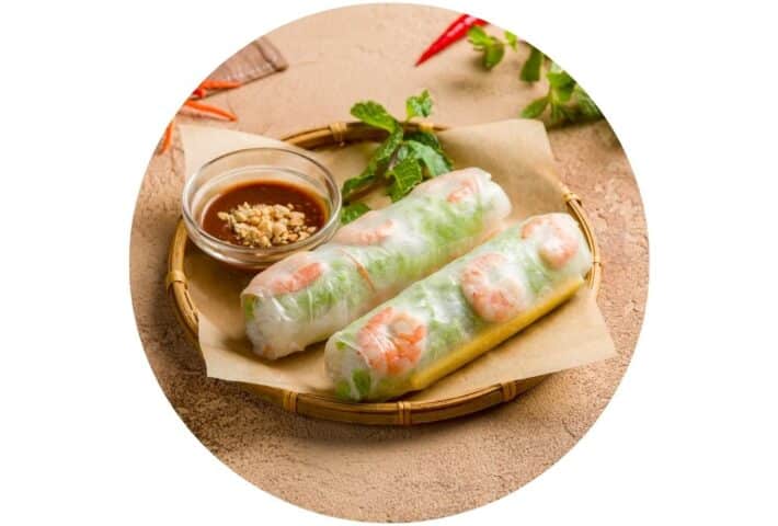 Rouleaux de printemps et leur sauce